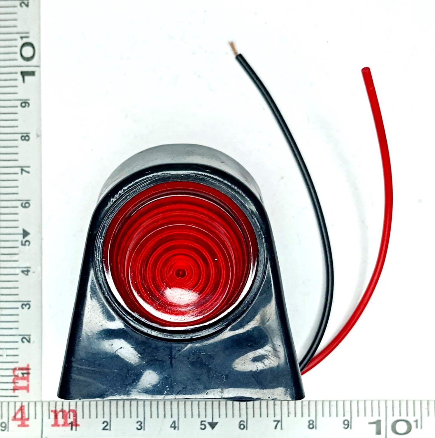 Фонарь габаритный 102