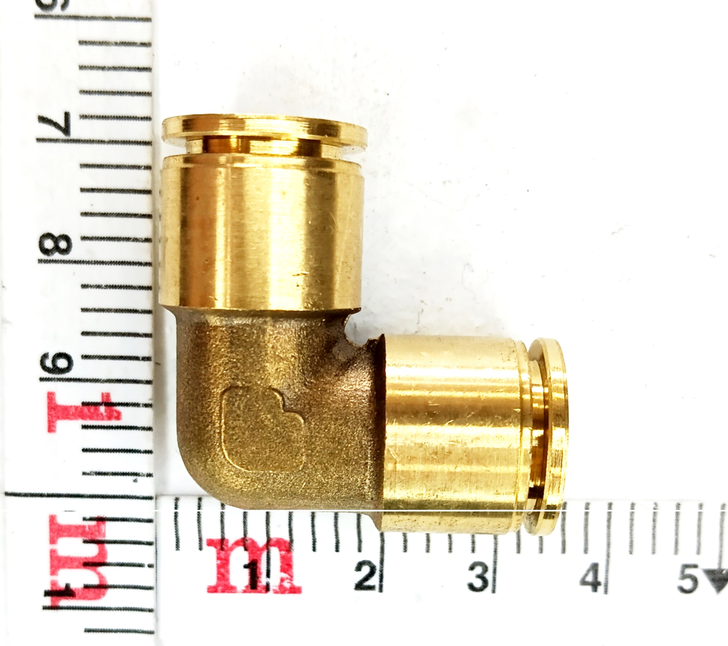 Фитинг металл угол соединение для трубок d 10