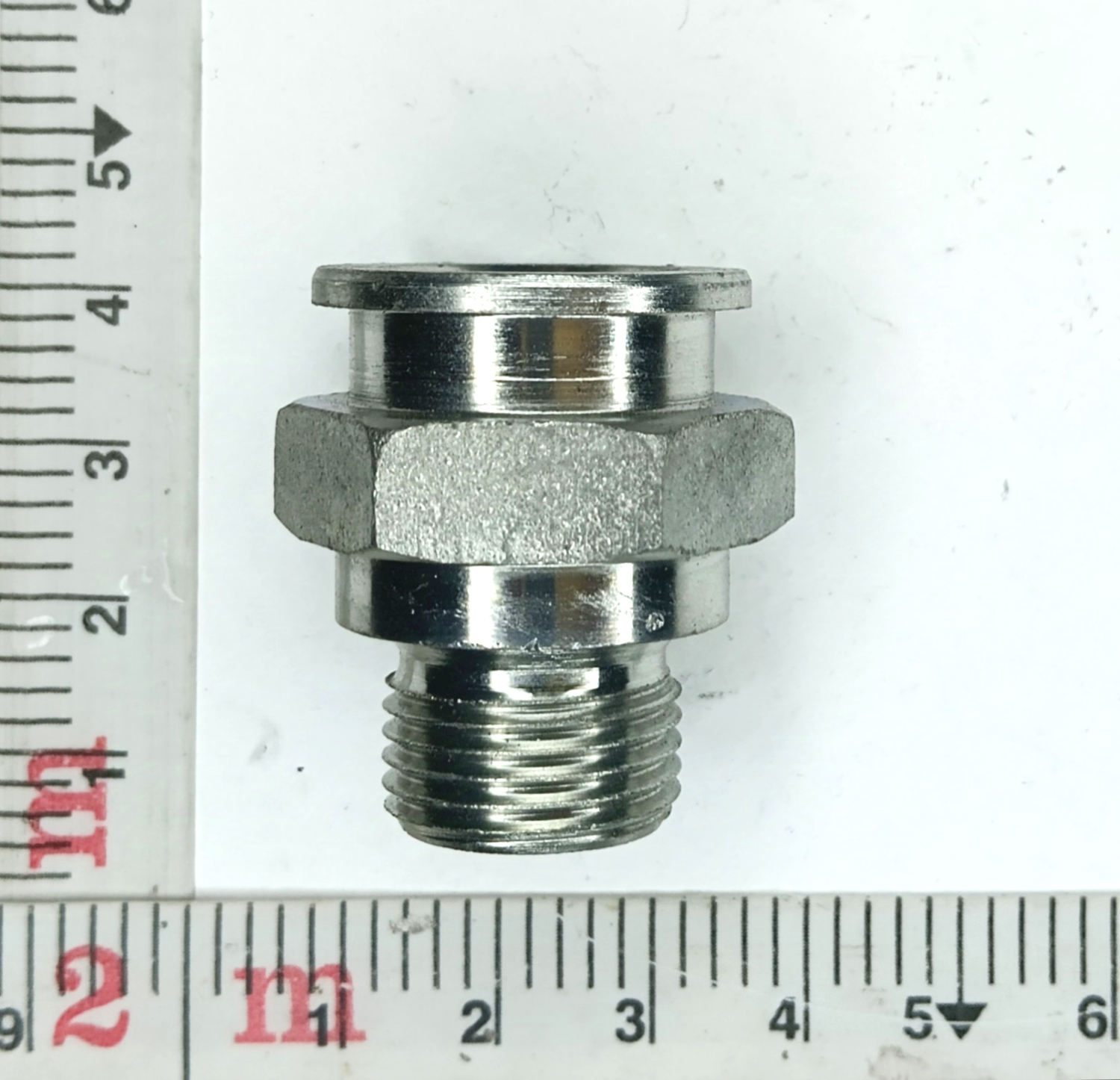 Штуцер топливный под быстросъем 18х1,5 сталь