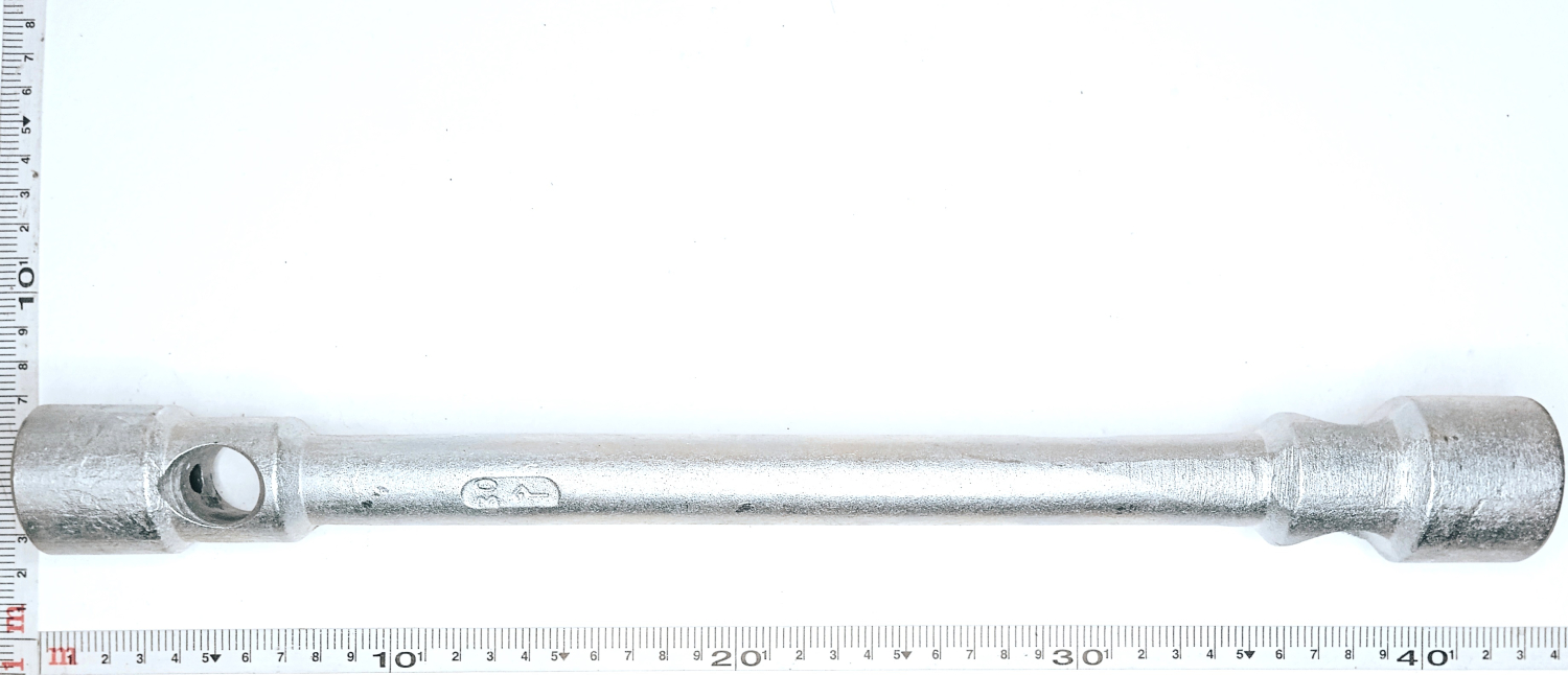 Ключ балонный 30х32 Евро