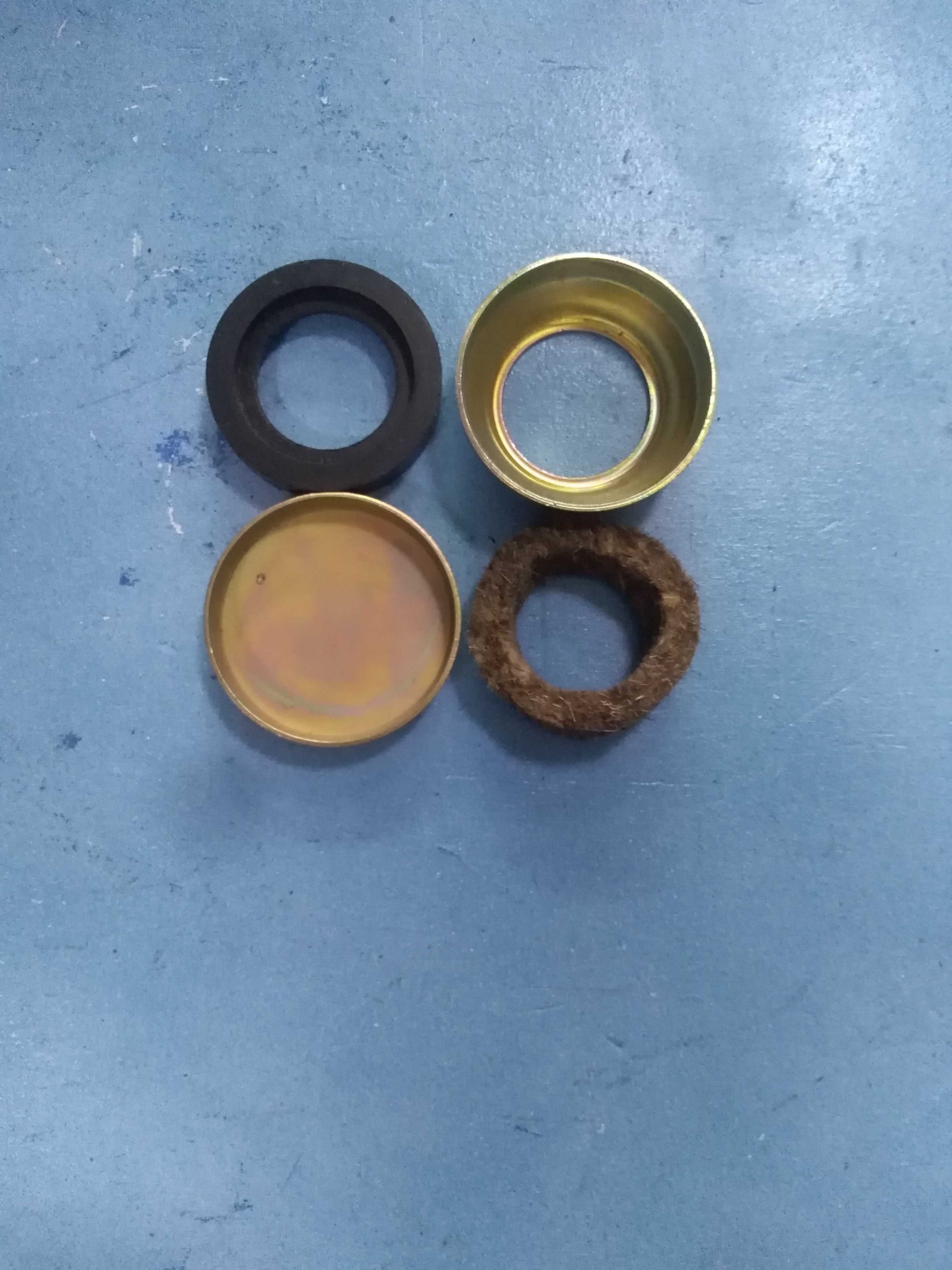 Комплект заглушек вала 215