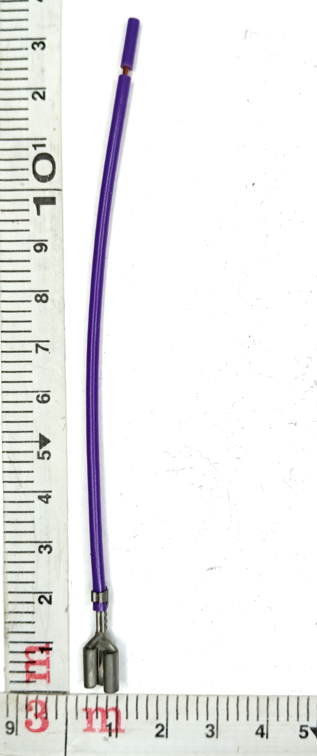 Клемма с проводом