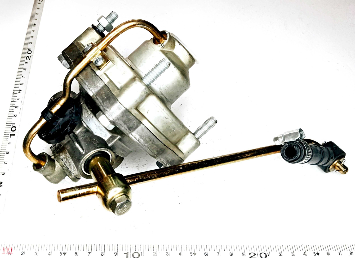 Регулятор тормозных сил