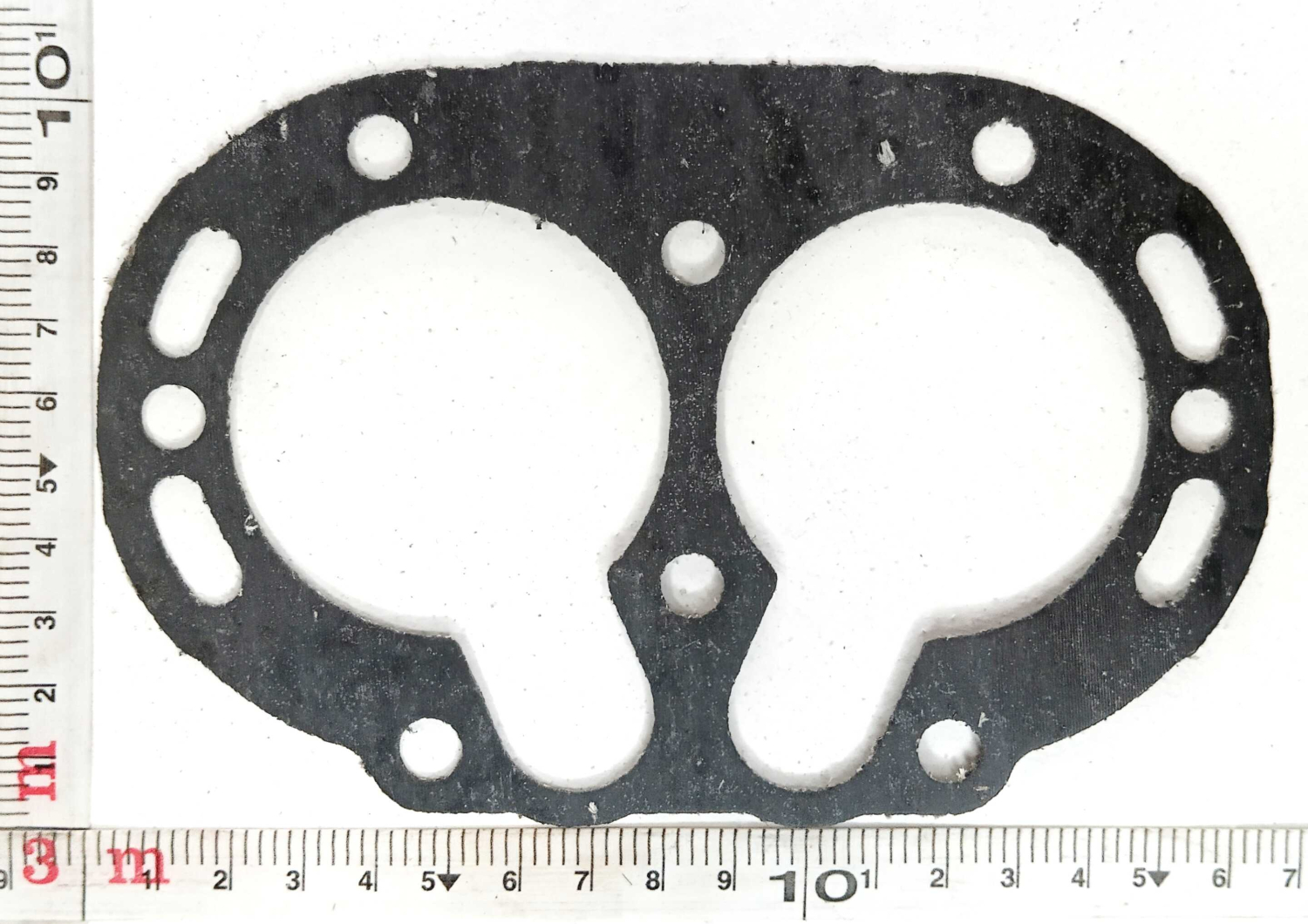 Прокладка головки двухцилиндрового компрессора