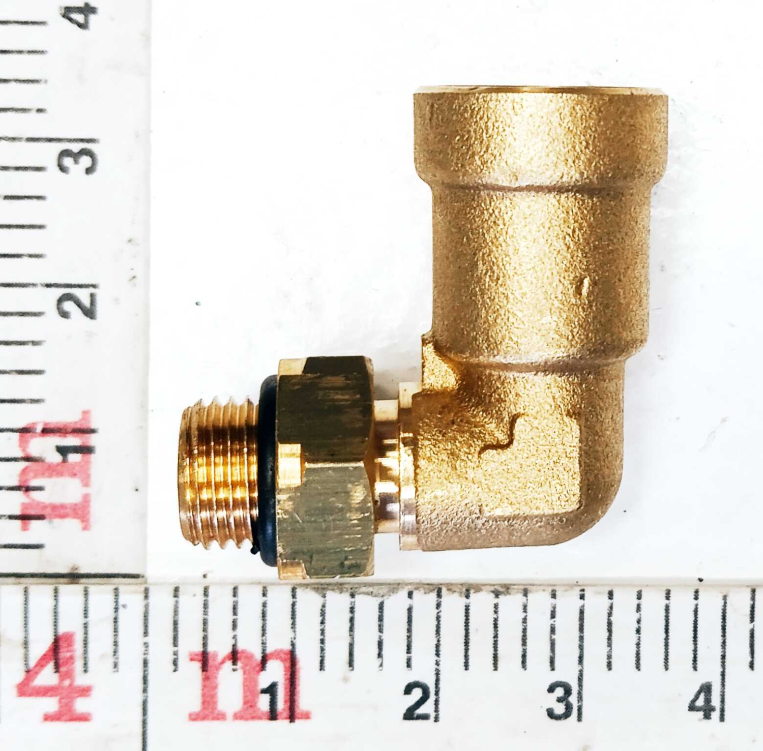 Фитинг металл угловой 08х10 конус