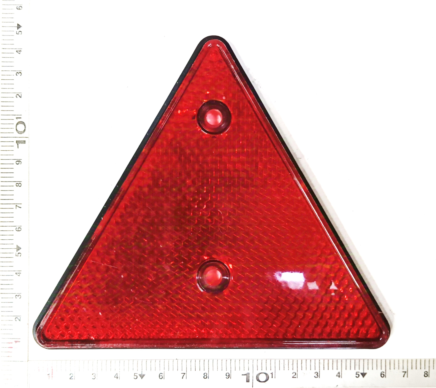 Светоотражатель ФП-401Б треугольный (катафот)